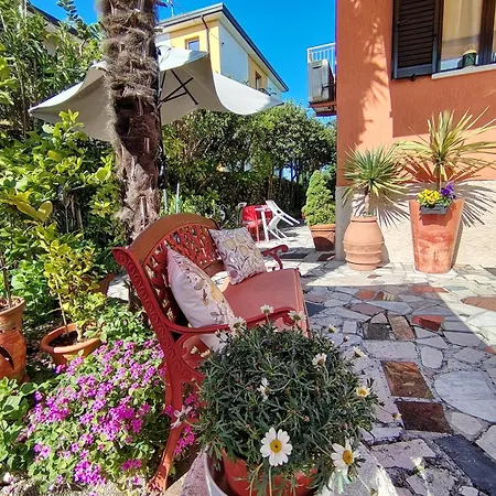 Casapatrizia 3* 시르미오네